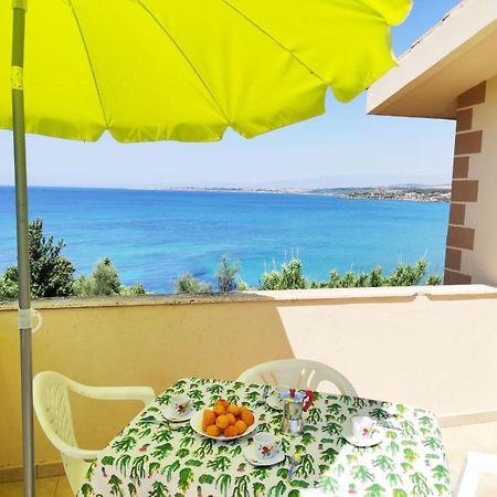 Villa Smeraldo - Mansarda con Spettacolare vista sul Mare Капо-Риццуто Экстерьер фото
